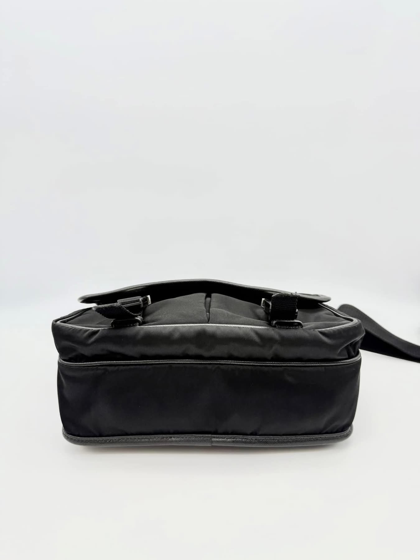 Prada Messenger Cross Body Bag Nero Black