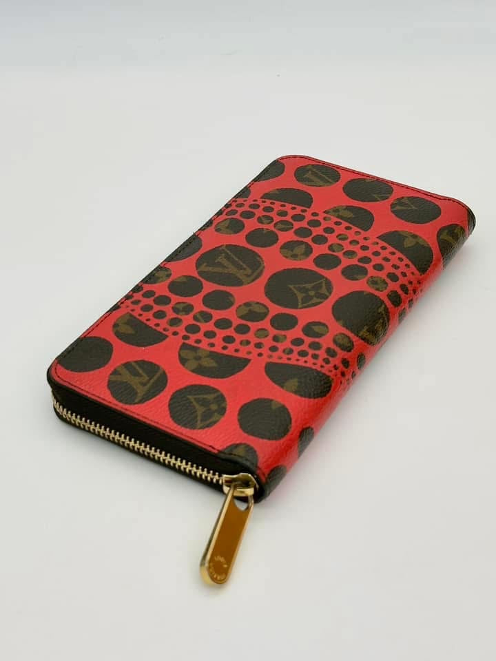 Louis Vuitton x Kusama Yayoi Wallet Zippy