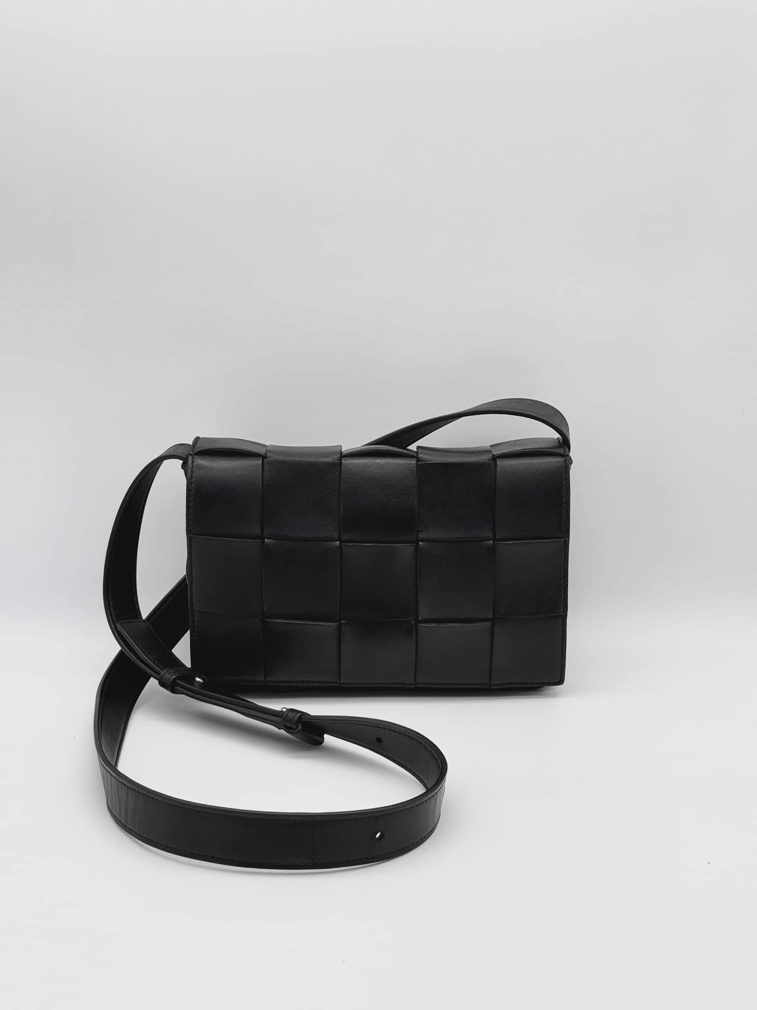 Bottega Veneta Cassette Intrecciato Black