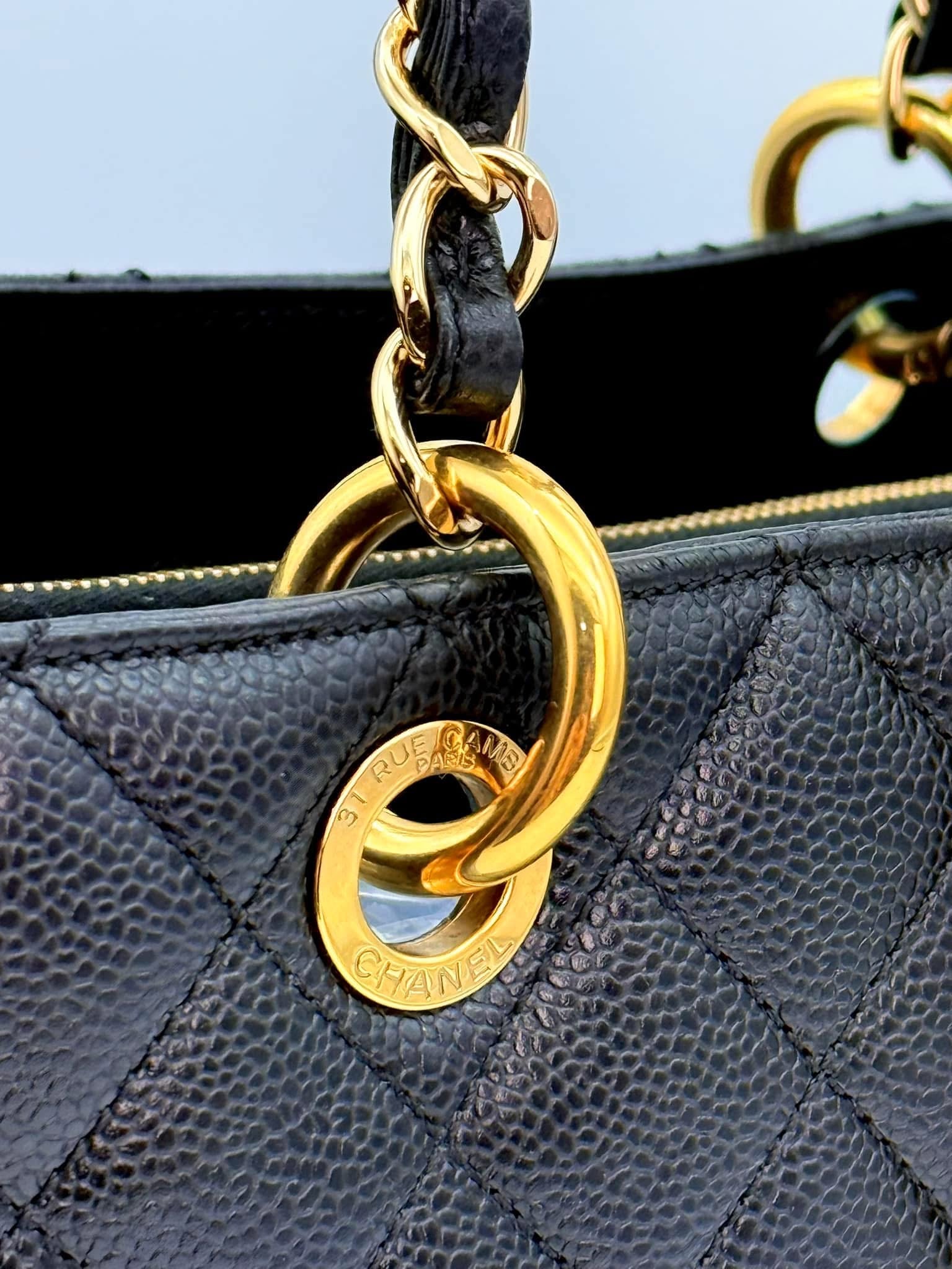 Chanel Matelasse Grand Chain Gst Caviar Skin Leather Black