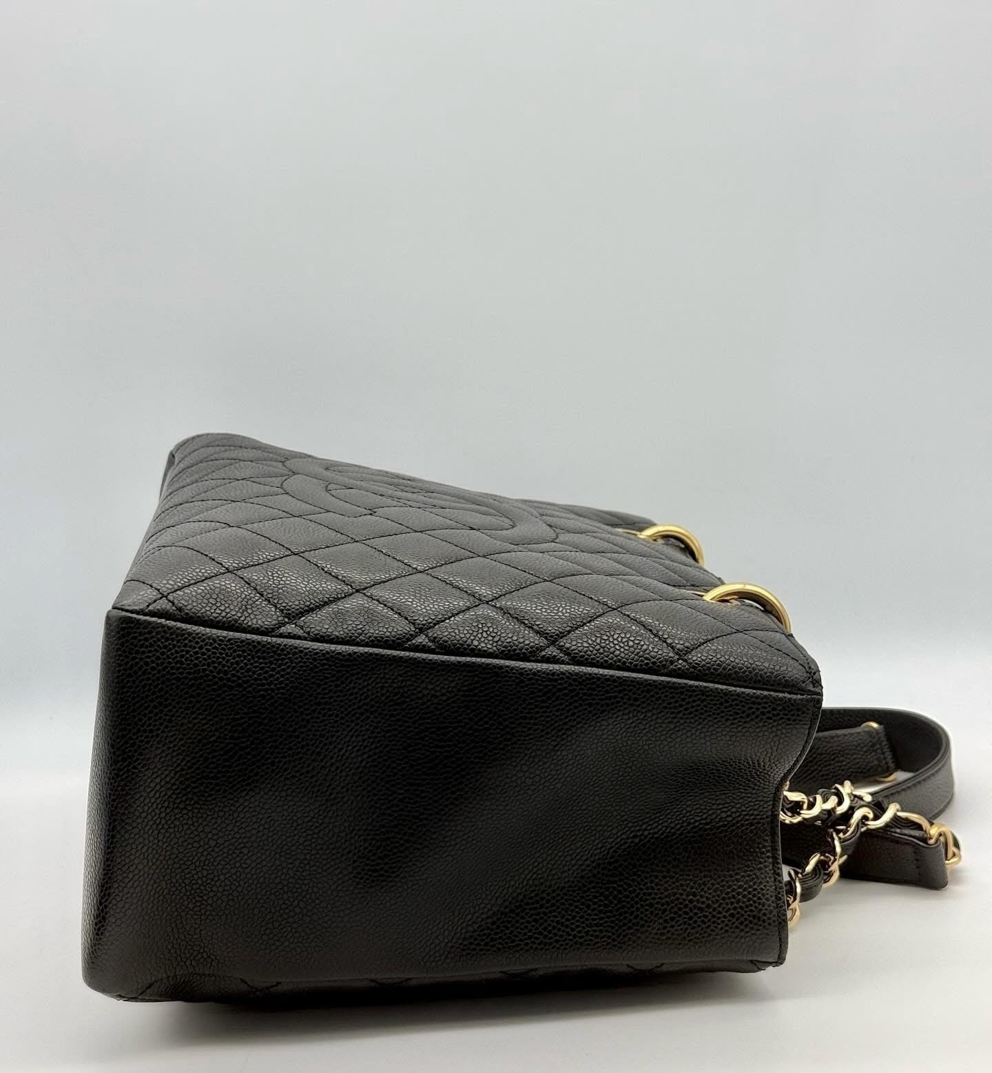 Chanel Matelasse Grand Chain Gst Caviar Skin Leather Black