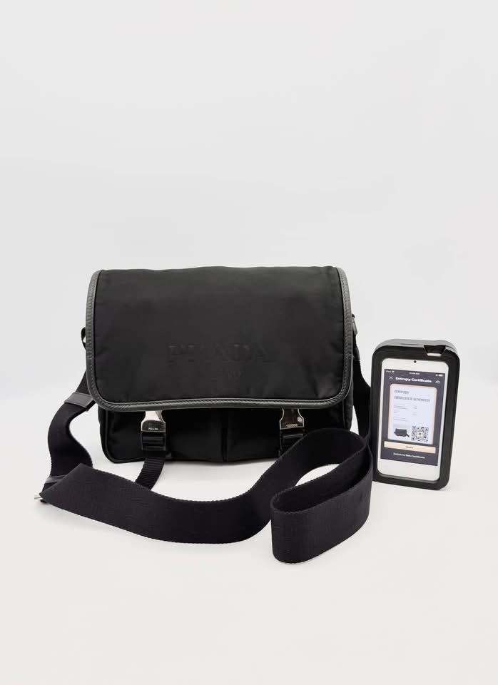 Prada Messenger Cross Body Bag Nero Black