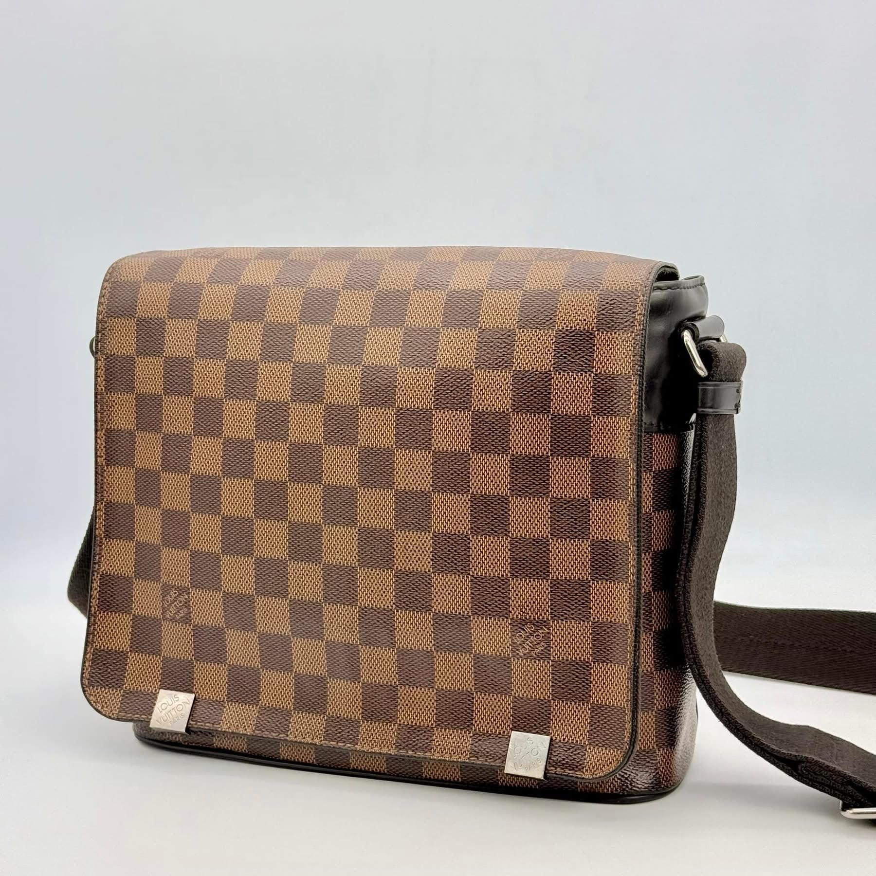 Louis Vuitton Damier District PM Messenger Bag