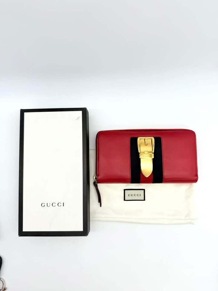 Gucci Leather Sylvie Zip Around Wallet